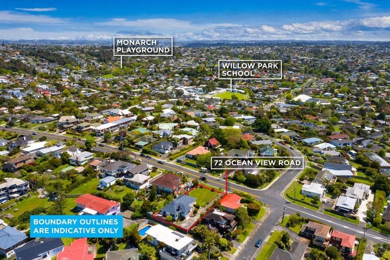 Photo of property in 72 Ocean View Road, Northcote, Auckland, 0627