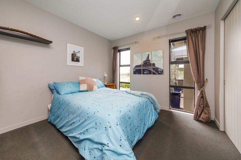 Photo of property in 47 Polson Hill Drive, Aokautere, Palmerston North, 4471