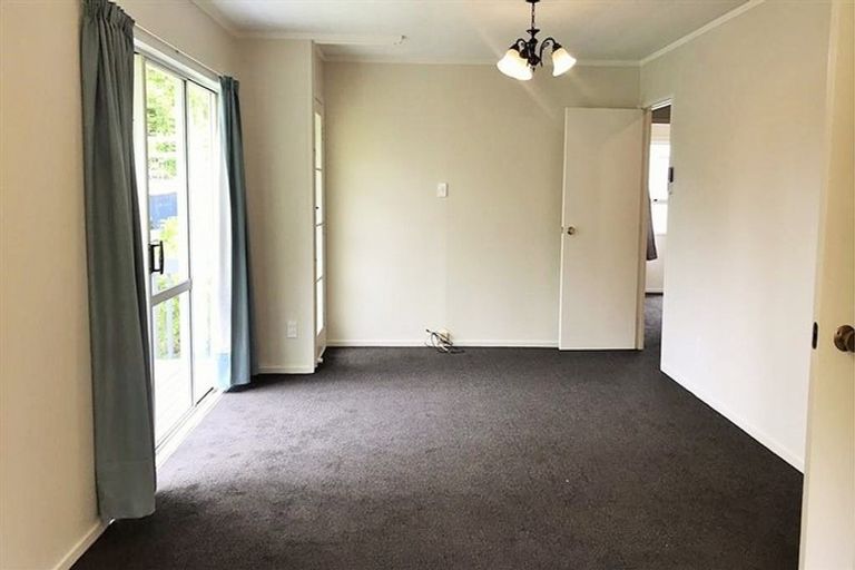 Photo of property in 26 Tudor Road, Henderson, Auckland, 0610