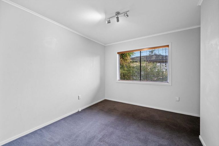 Photo of property in 17 Red Hill Road, Red Hill, Papakura, 2110