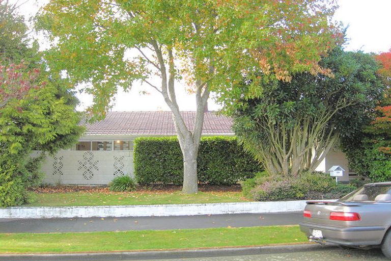 Photo of property in 33 Powell Crescent, Ilam, Christchurch, 8041