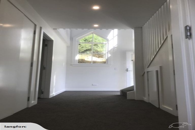 Photo of property in 225 Aro Street, Aro Valley, Wellington, 6021