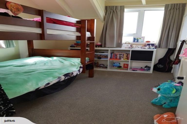 Photo of property in 18a Penryn Drive, Camborne, Porirua, 5026