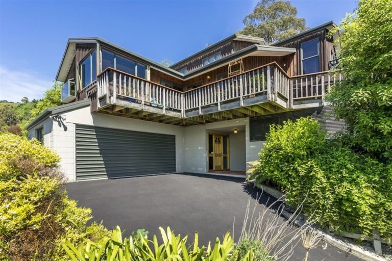 Photo of property in 8 Kentallen Terrace, Hillsborough, Christchurch, 8022