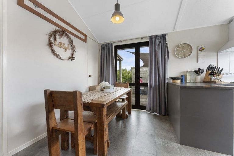 Photo of property in 19 Mcleavey Drive, Kelvin Grove, Palmerston North, 4414