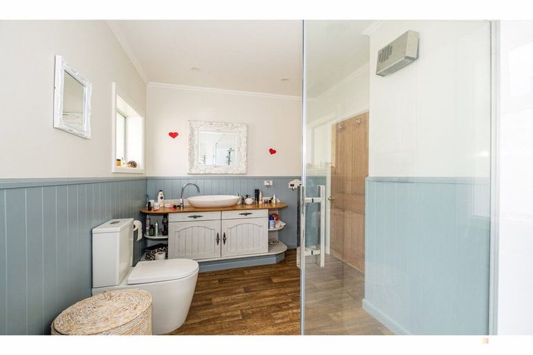 Photo of property in 92 Studholme Settlement Road, Waimate, 7979