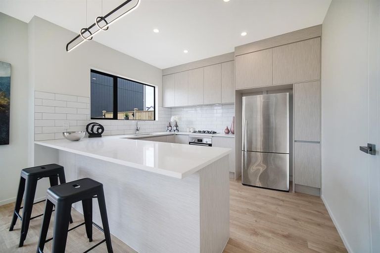 Photo of property in 32 Kairakau Street, Papakura, 2110