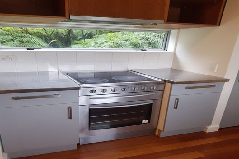 Photo of property in 59a Mandalay Terrace, Khandallah, Wellington, 6035