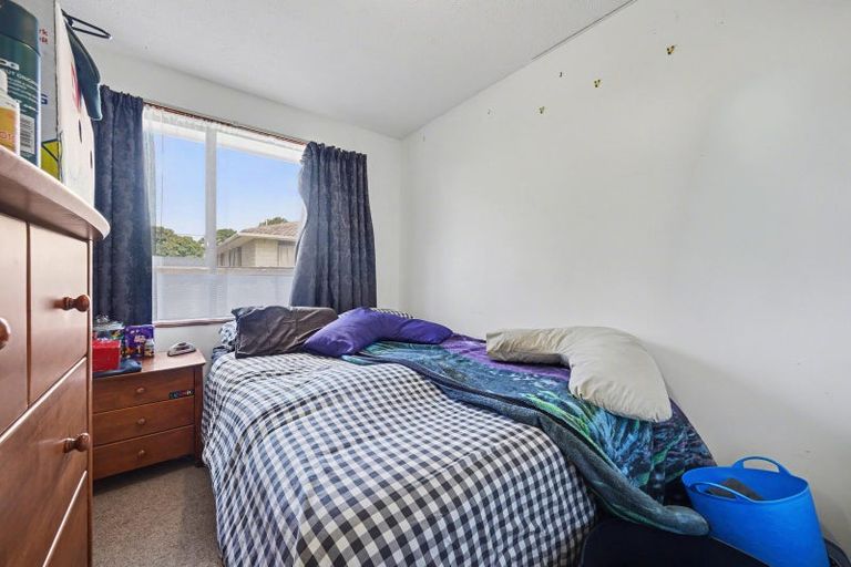 Photo of property in 1/119a Prestons Road, Redwood, Christchurch, 8051