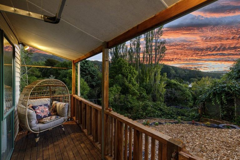 Photo of property in 53 Lowry Crescent, Stokes Valley, Lower Hutt, 5019