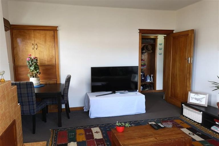 Photo of property in San Marino Apartments, 9/4 Oak Park Avenue, Te Aro, Wellington, 6011