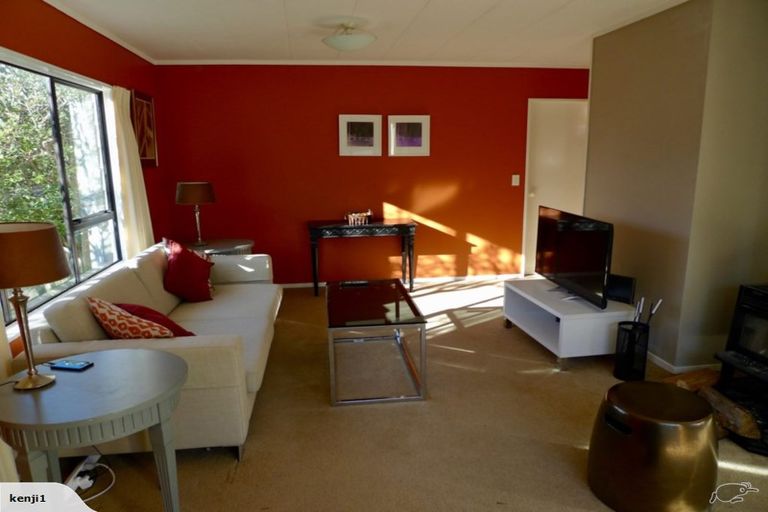 Photo of property in 175 Te Moana Road, Waikanae, 5036