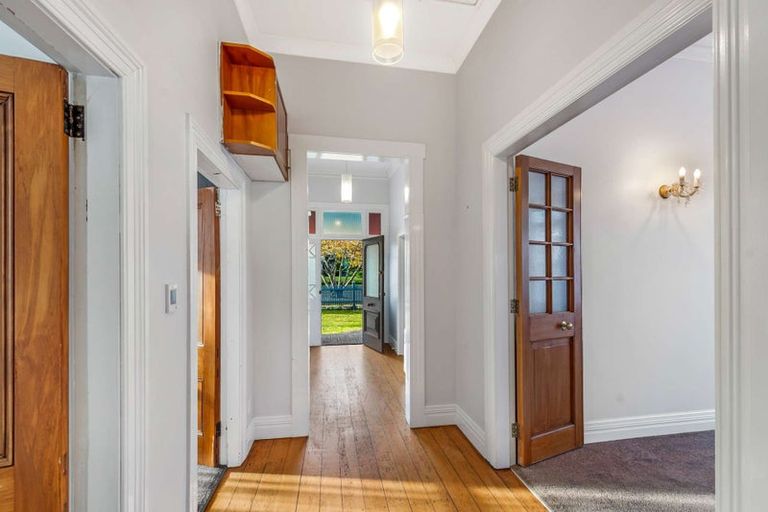Photo of property in 11 Hurworth Place, College Estate, Whanganui, 4500