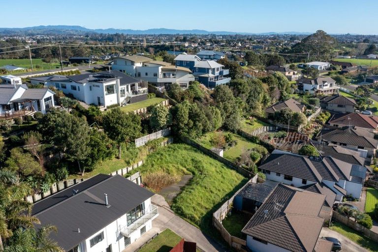 Photo of property in 32a Waipuna Grove, Welcome Bay, Tauranga, 3112