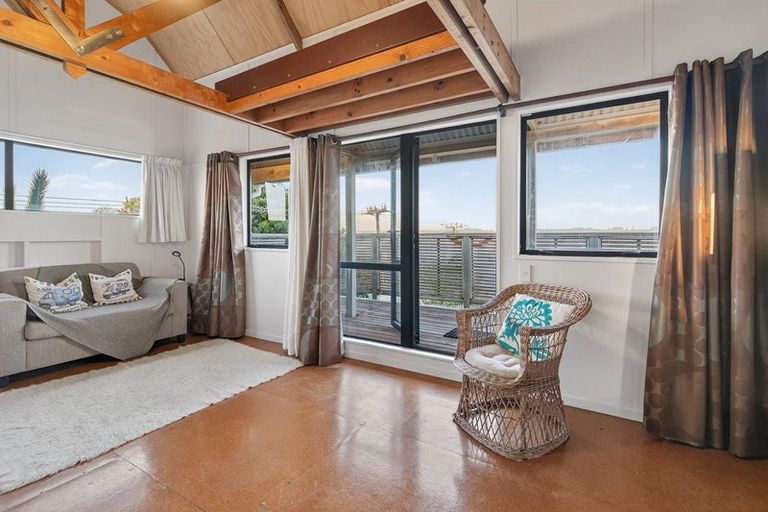 Photo of property in 433 Pukehina Parade, Pukehina, Te Puke, 3189