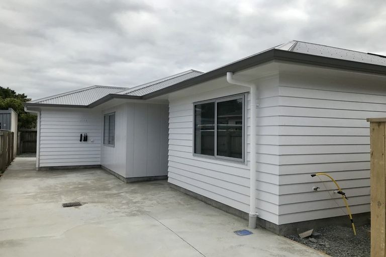 Photo of property in 221a Naenae Road, Naenae, Lower Hutt, 5011