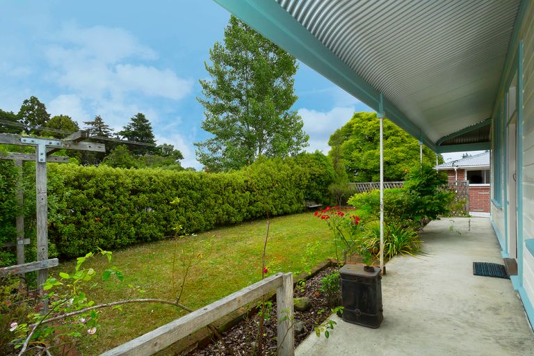 Photo of property in 21 Brough Street, Palmerston, 9430