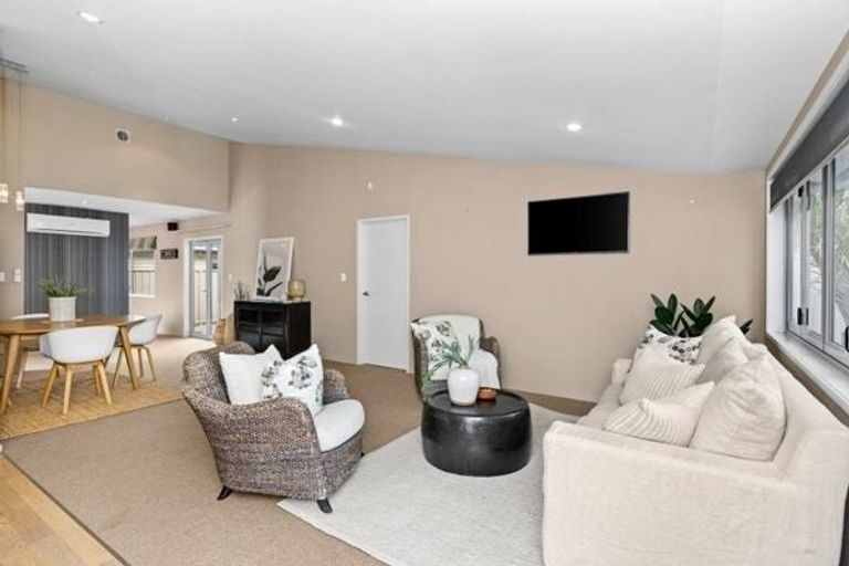 Photo of property in 2 Edwards Street, Frimley, Hastings, 4120