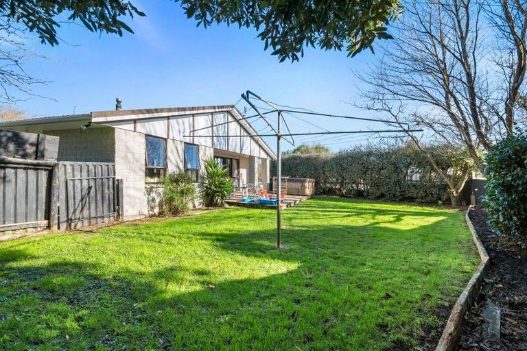 Photo of property in 1 Graham Street, Shannon, 4821