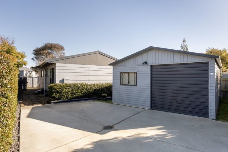 Photo of property in 21c Hayley Grove, Papamoa Beach, Papamoa, 3118
