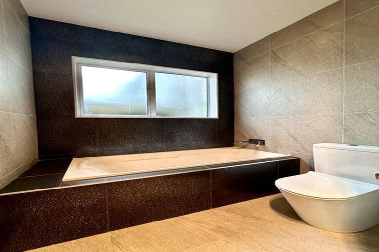 Photo of property in 9 Kaipuke Crescent, Gulf Harbour, Whangaparaoa, 0930