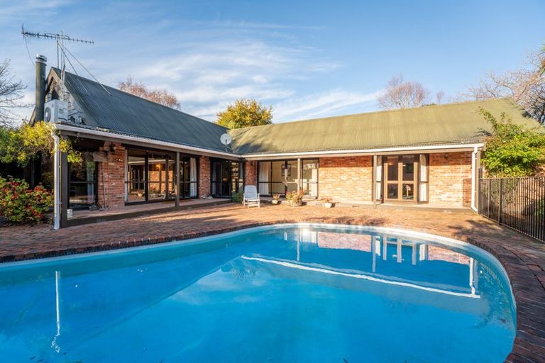 Photo of property in 3 Allan Street, Waimate, 7924