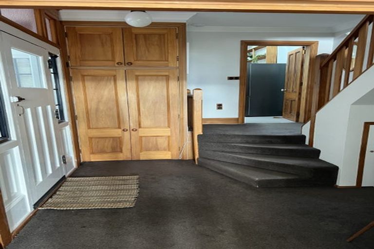 Photo of property in 20 Earls Terrace, Mount Victoria, Wellington, 6011