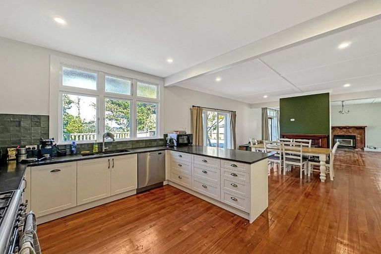 Photo of property in 18 Maxwell Avenue, Durie Hill, Whanganui, 4500