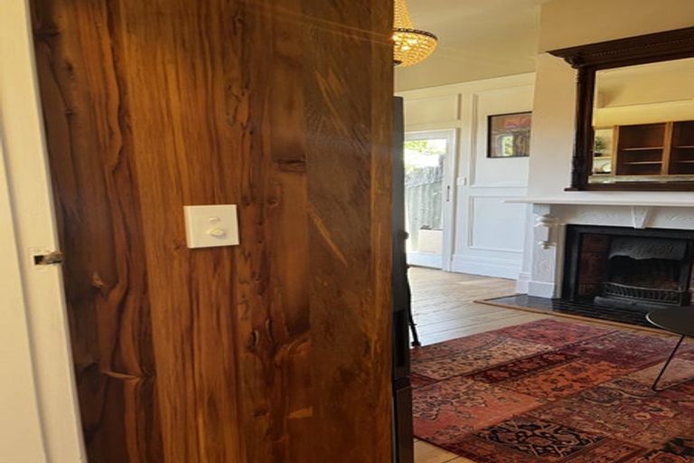 Photo of property in 1/141 Somerfield Street, Somerfield, Christchurch, 8024