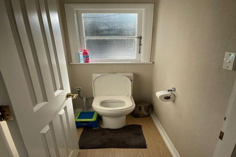 Photo of property in 30 The Drive, Tawa, Wellington, 5028