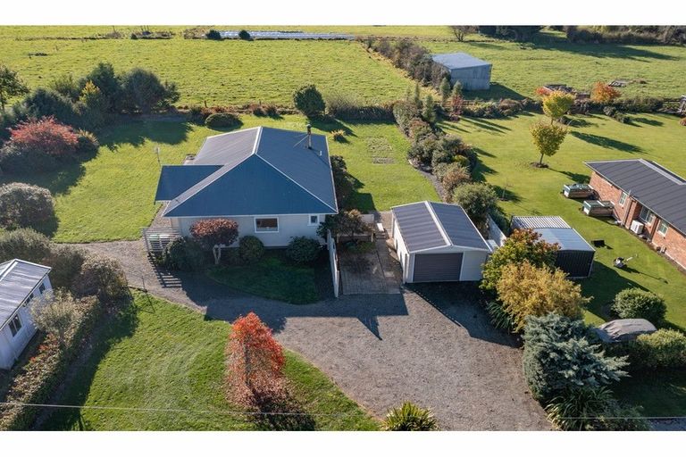 Photo of property in 4 Queen Street, Oxford, 7430