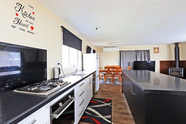 Photo of property in 16 Weddell Street, Flaxmere, Hastings, 4120