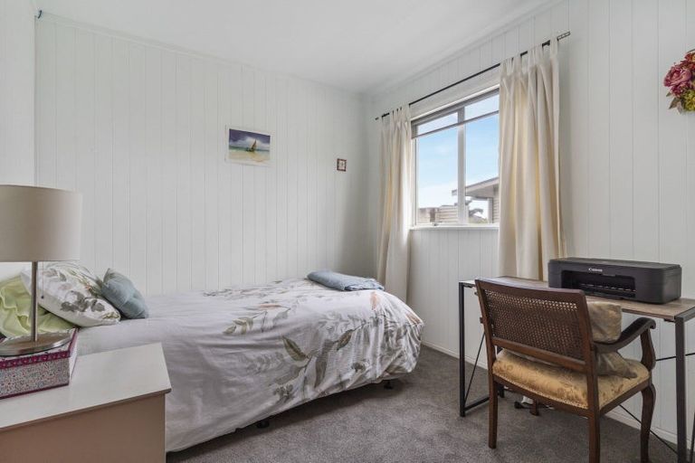 Photo of property in 246a Beverley Terrace, Whangamata, 3620