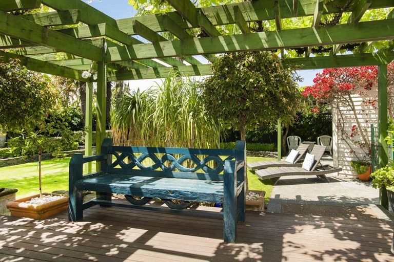 Photo of property in 27 Stout Street, Whataupoko, Gisborne, 4010