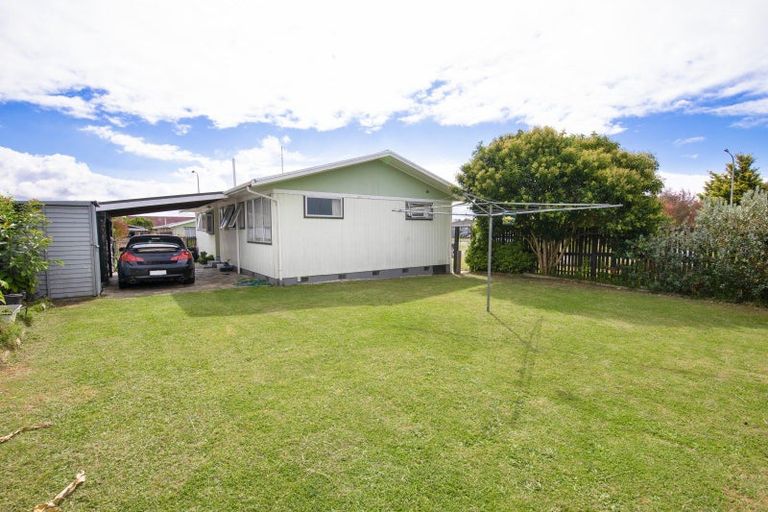Photo of property in 41 Fife Crescent, Tamatea, Napier, 4112
