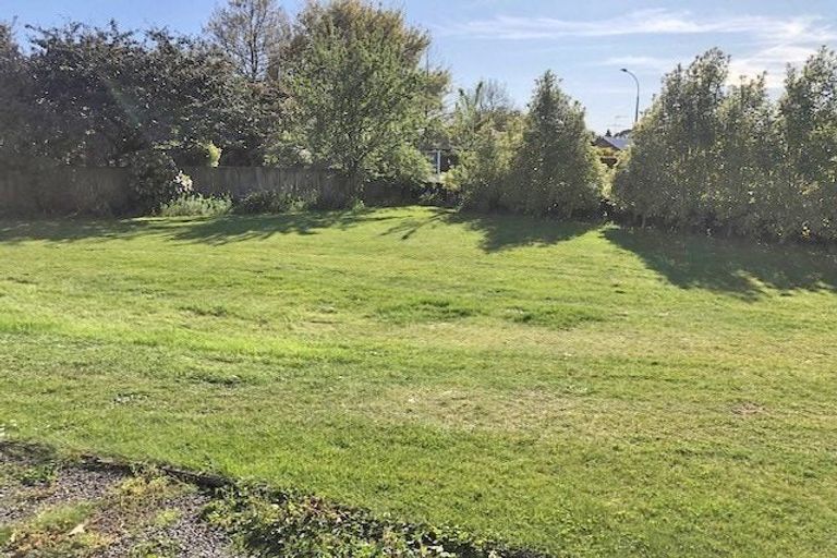 Photo of property in 1 Mcilraith Street, Darfield, 7510