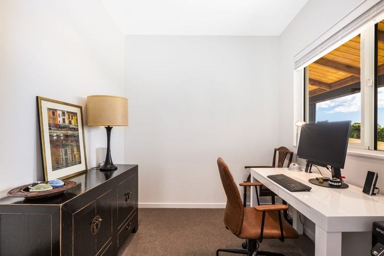 Photo of property in 67 Tarahunga Road, Levin, 5571