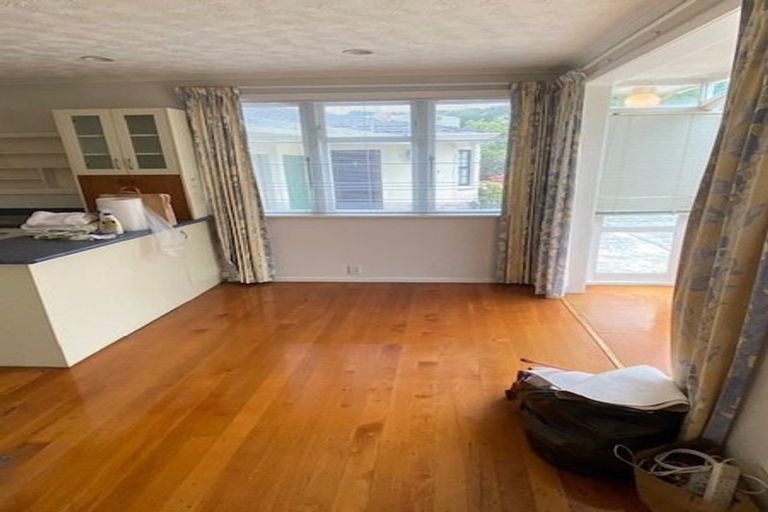 Photo of property in 45a Oxford Street, Tawa, Wellington, 5028