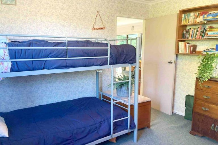 Photo of property in 13 Scotswood Street, Waikaia, 9778