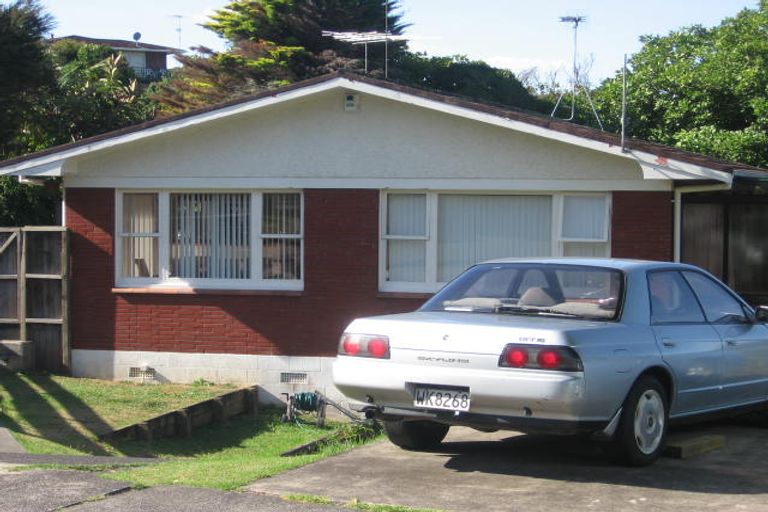 Photo of property in 47 Agincourt Street, Glenfield, Auckland, 0629