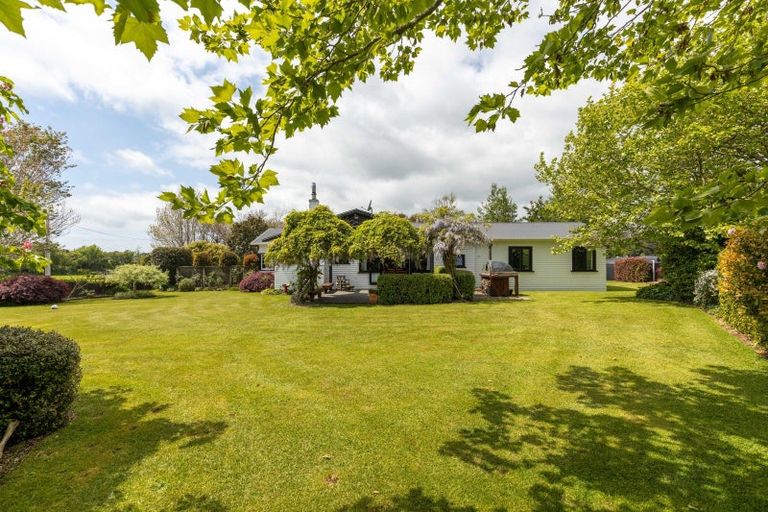 Photo of property in 82 Tikorangi Road, Tikorangi, Waitara, 4383