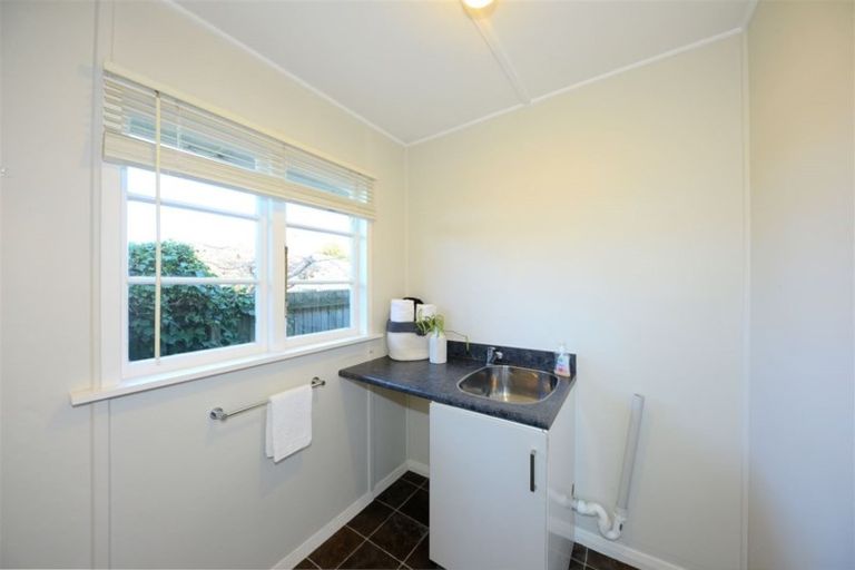 Photo of property in 2 Jameson Avenue, St Albans, Christchurch, 8052