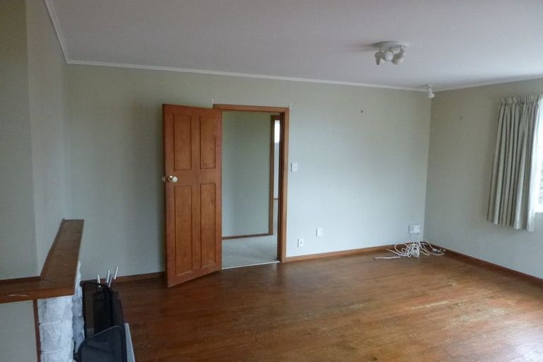 Photo of property in 255 Rangatira Road, Beach Haven, Auckland, 0626