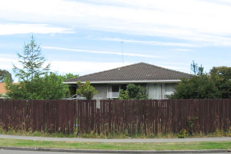 Photo of property in 2/6 Takapu Place, Bromley, Christchurch, 8062