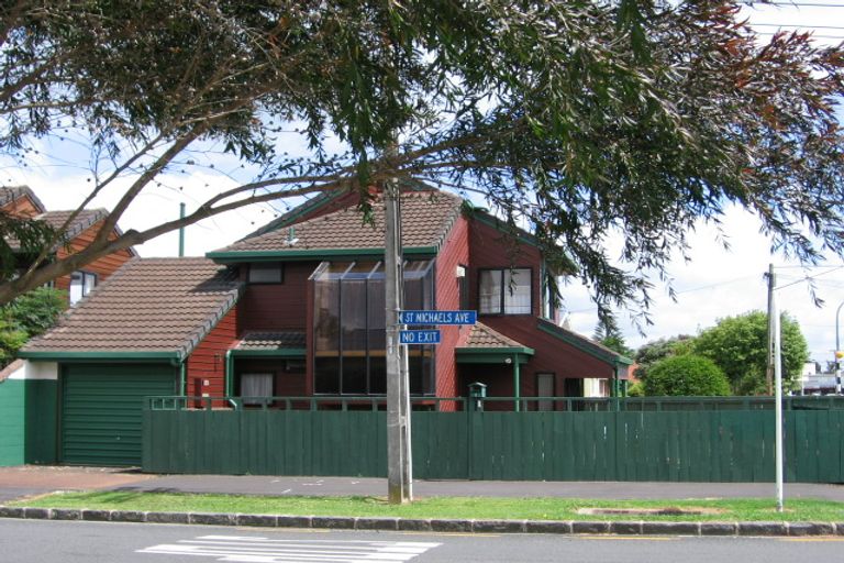 Photo of property in 1 St Michaels Avenue, Point Chevalier, Auckland, 1022