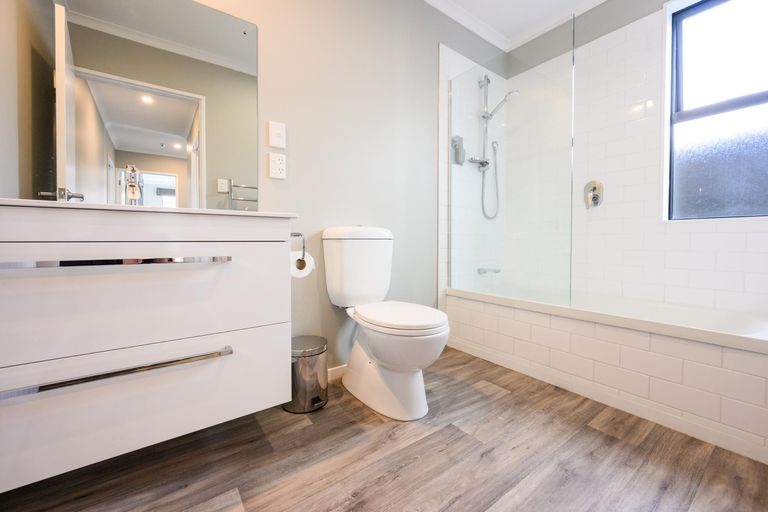 Photo of property in 30a Alfred Street, Roslyn, Palmerston North, 4414