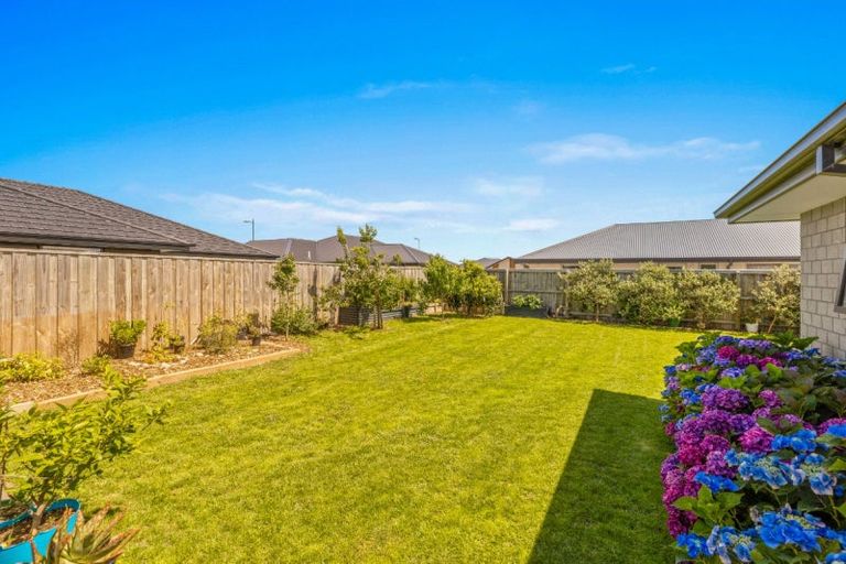 Photo of property in 25 Chris Drive, Rolleston, 7614