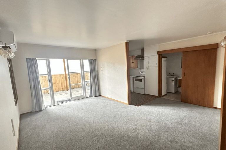 Photo of property in 139a Forrest Hill Road, Forrest Hill, Auckland, 0620