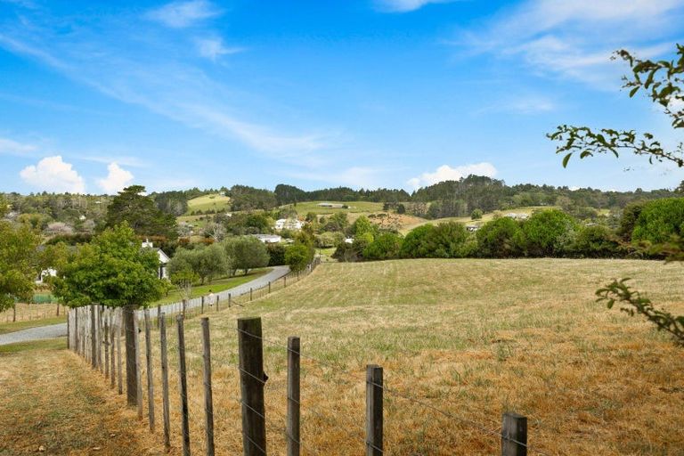 Photo of property in 255 Austin Road, Dairy Flat, Albany, 0794