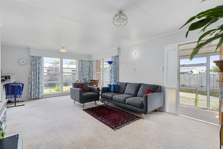 Photo of property in 22a Acacia Street, Kelvin Grove, Palmerston North, 4414